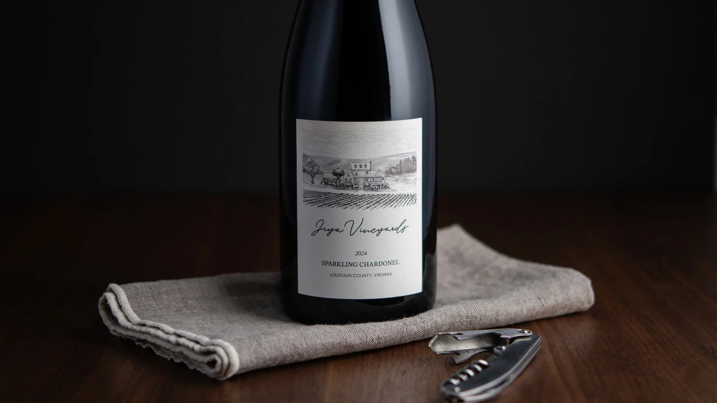 Jiya Sparkling Chardonel wine bottle